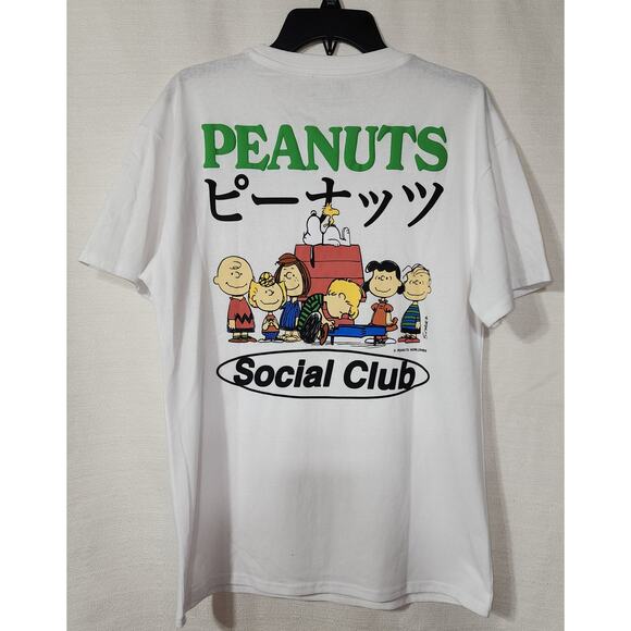 Snoopy and Friends social club men's medium white shirt - Picture 1 of 5